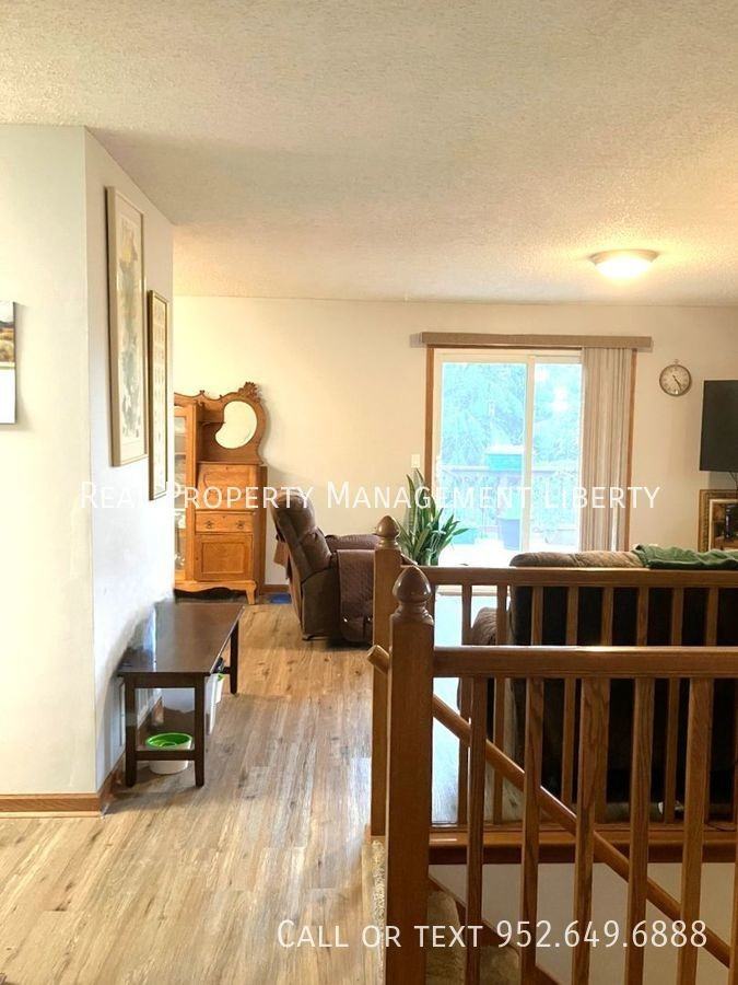 1301 Polk St S - Photo 4 of 13