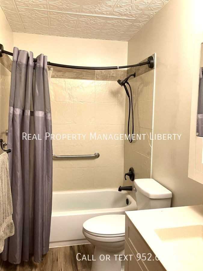 1301 Polk St S - Photo 7 of 13
