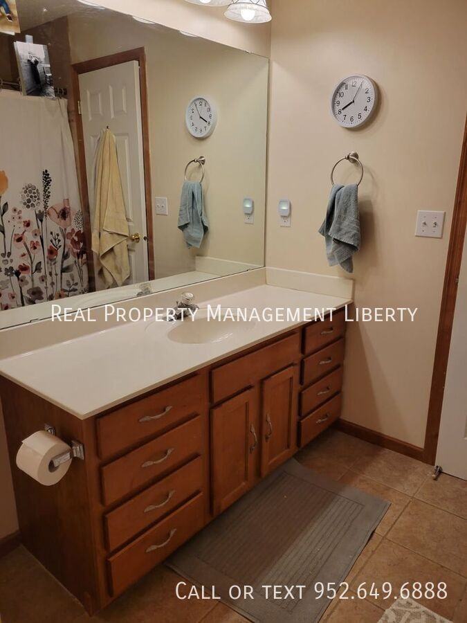 10415 Ponds Way - Photo 5 of 5