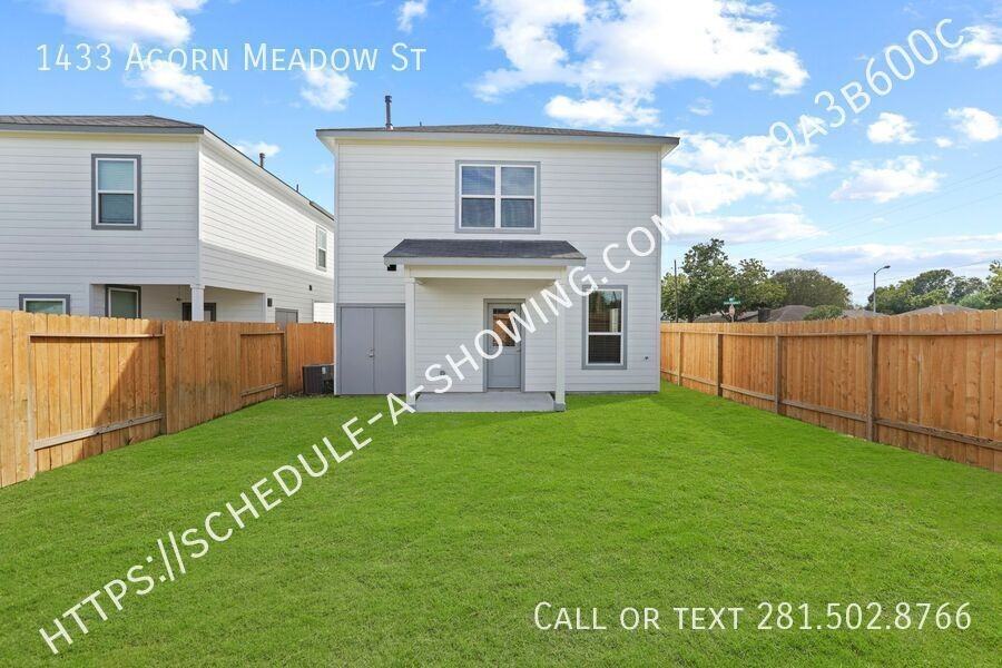 1433 Acorn Meadow St - Photo 4 of 17