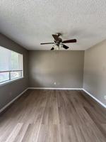 featured image of 1690 Hofheinz St