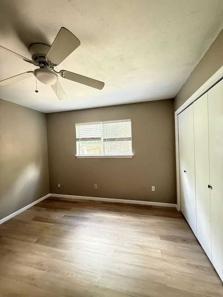 1690 Hofheinz Street, Unit A1 - Photo 4 of 5