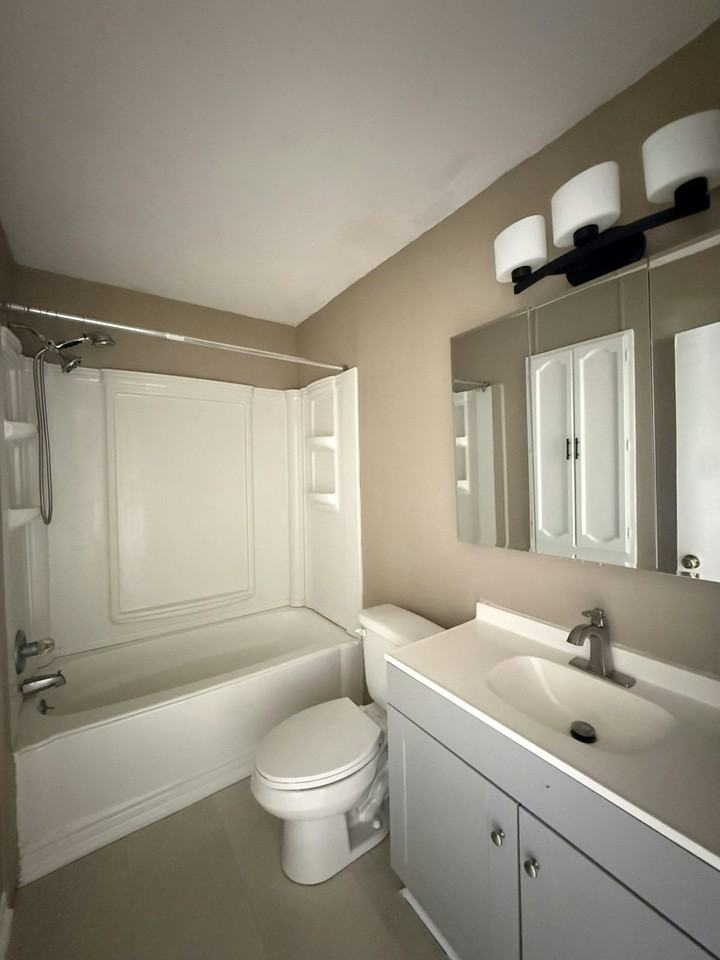 1690 Hofheinz Street, Unit A1 - Photo 5 of 5