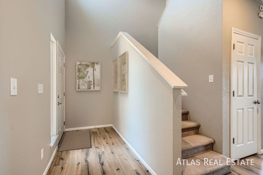 4172 Meadowview Ct #4172 - Photo 4 of 10