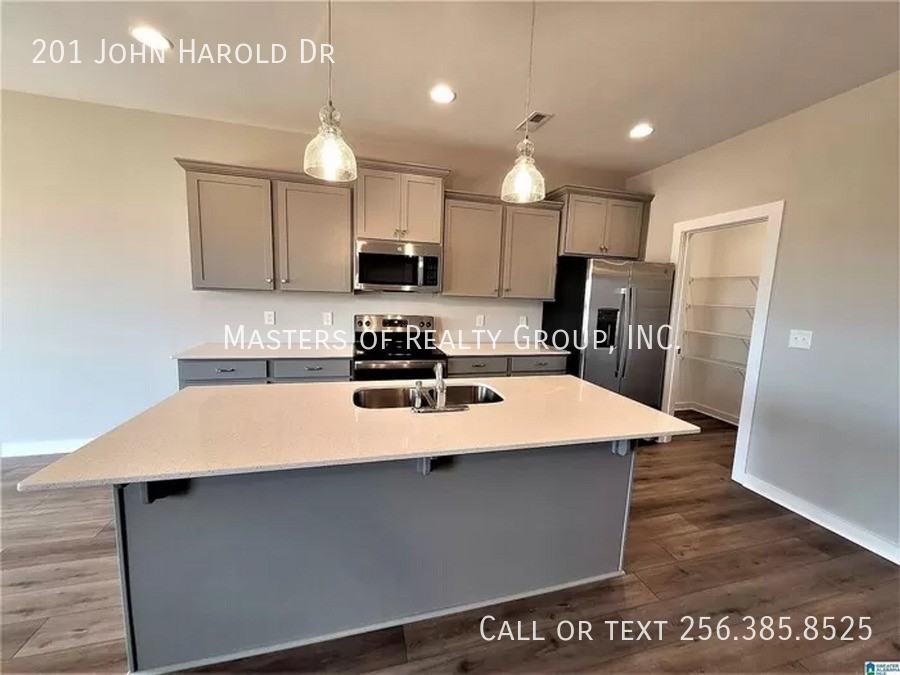 201 John Harold Dr - Photo 6 of 23