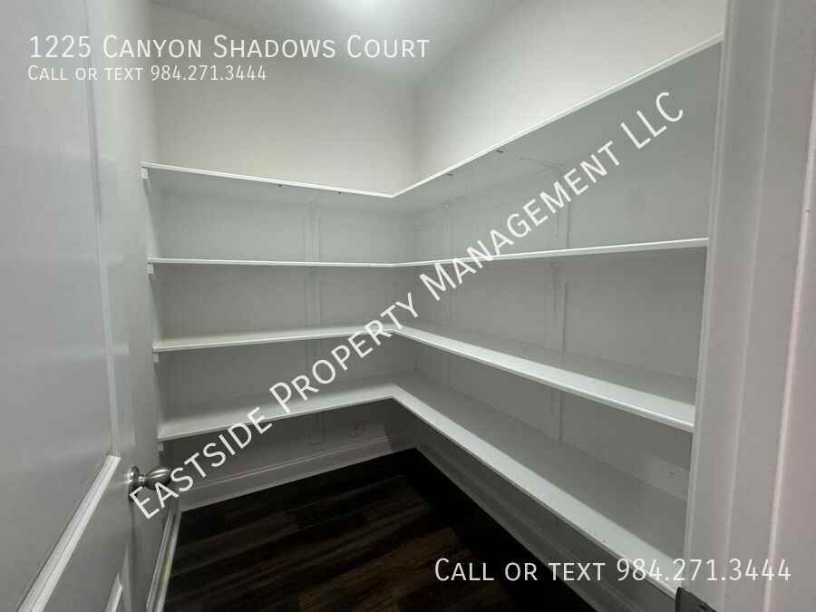 1225 Canyon Shadows Ct - Photo 4 of 29