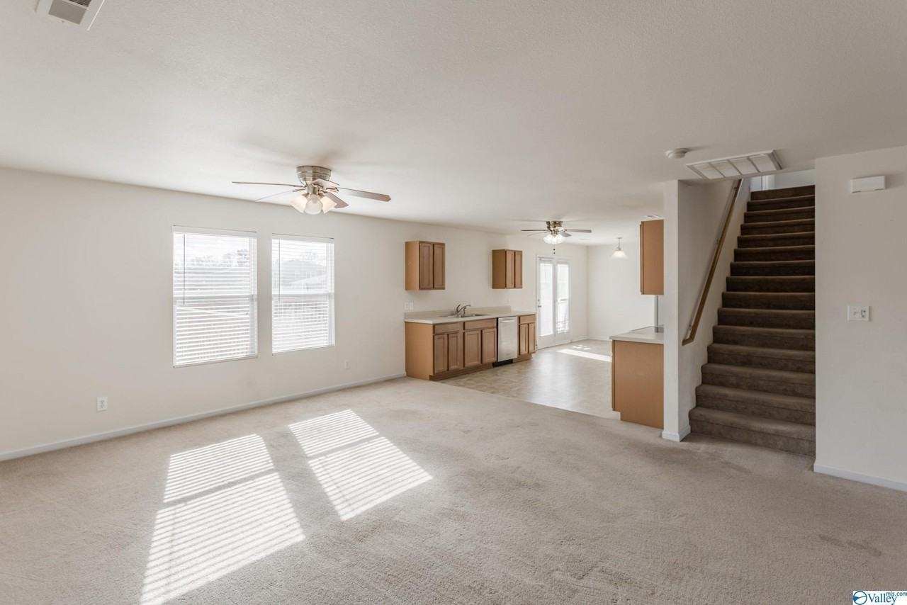 105 Bayside Ln - Photo 5 of 27