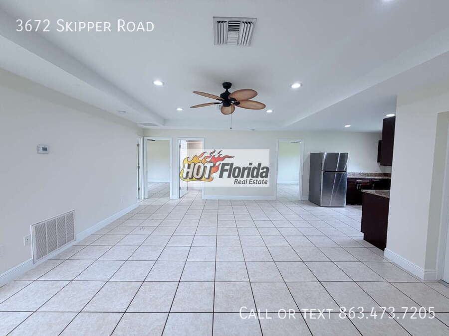 3672 Skipper Rd - Photo 4 of 20
