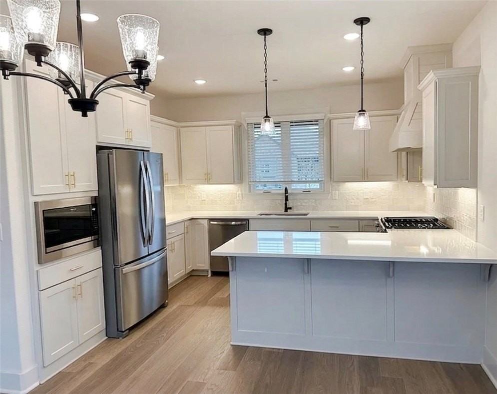 4503 Sw Elderwood St - Photo 3 of 10
