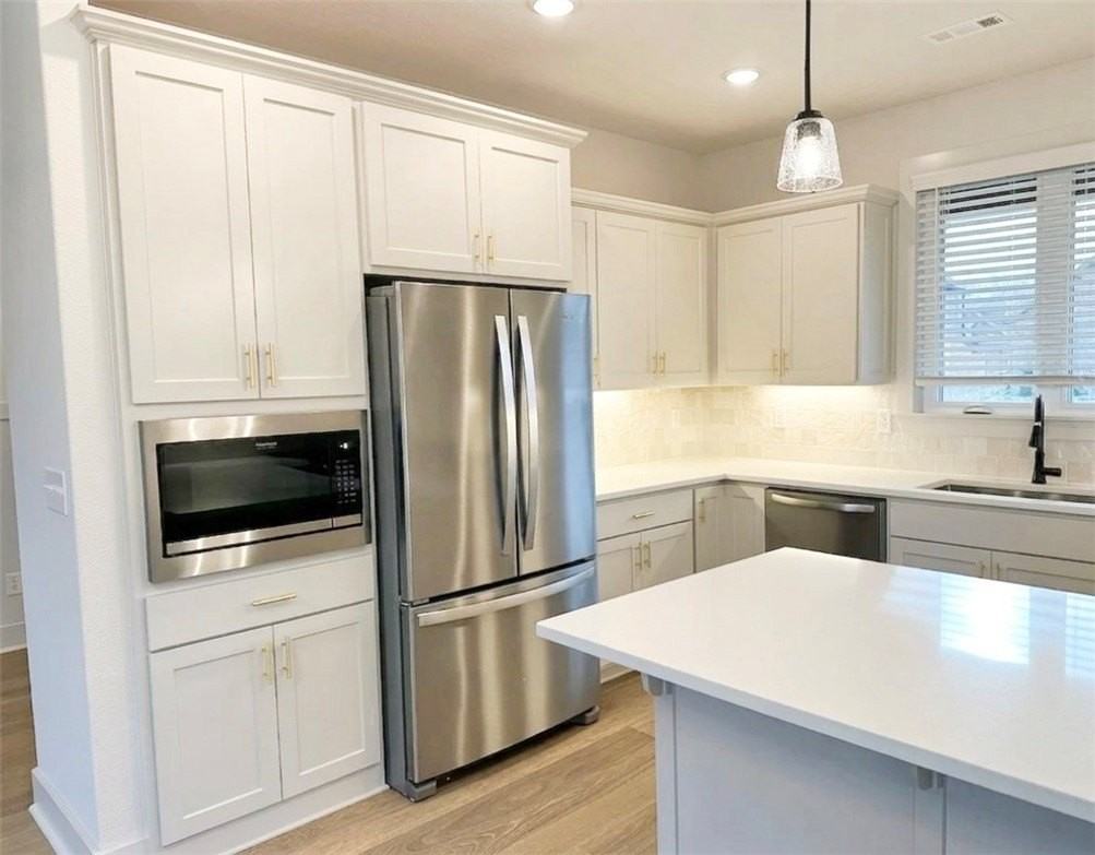 4503 Sw Elderwood St - Photo 4 of 10