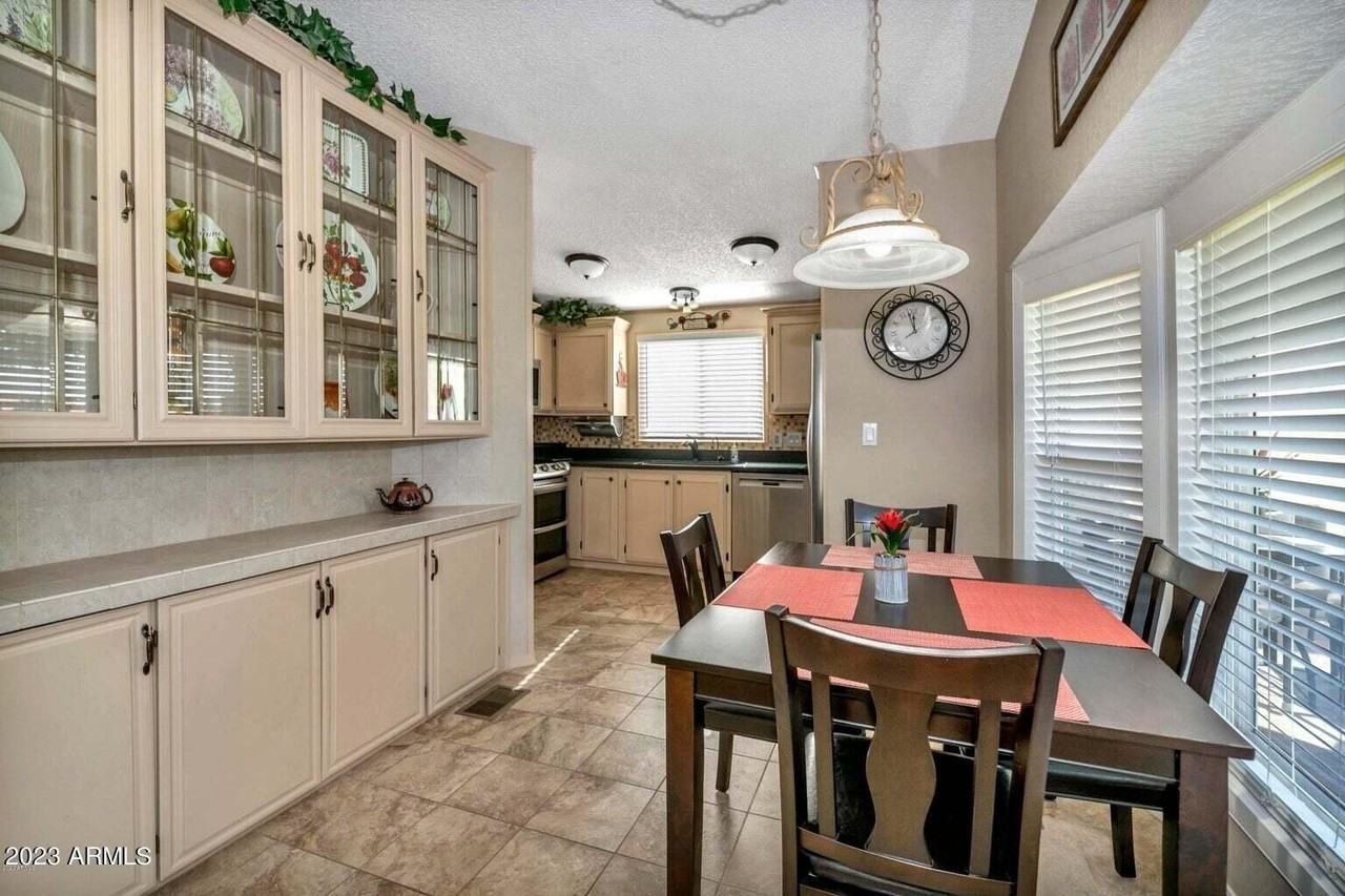 6242 S Cypress Point Dr - Photo 2 of 50