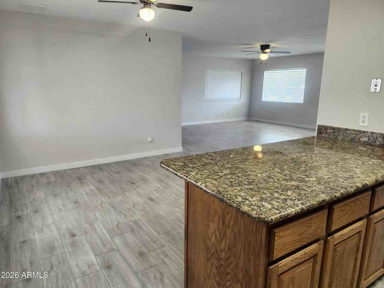 3136 W Port Au Prince Ln - Photo 7 of 26