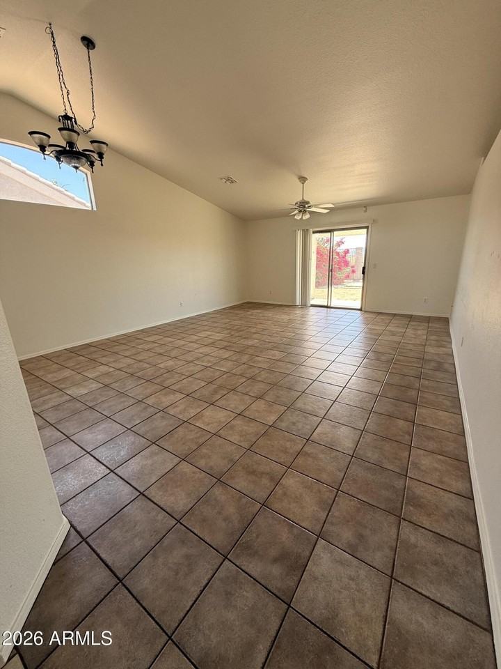 8130 N 112th Ave - Photo 3 of 10