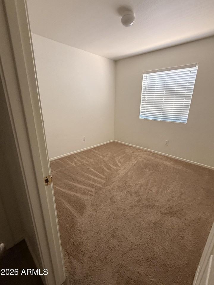8130 N 112th Ave - Photo 4 of 10