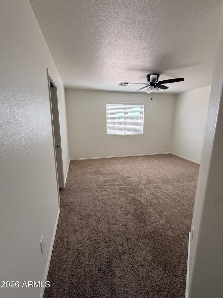 8130 N 112th Ave - Photo 5 of 10