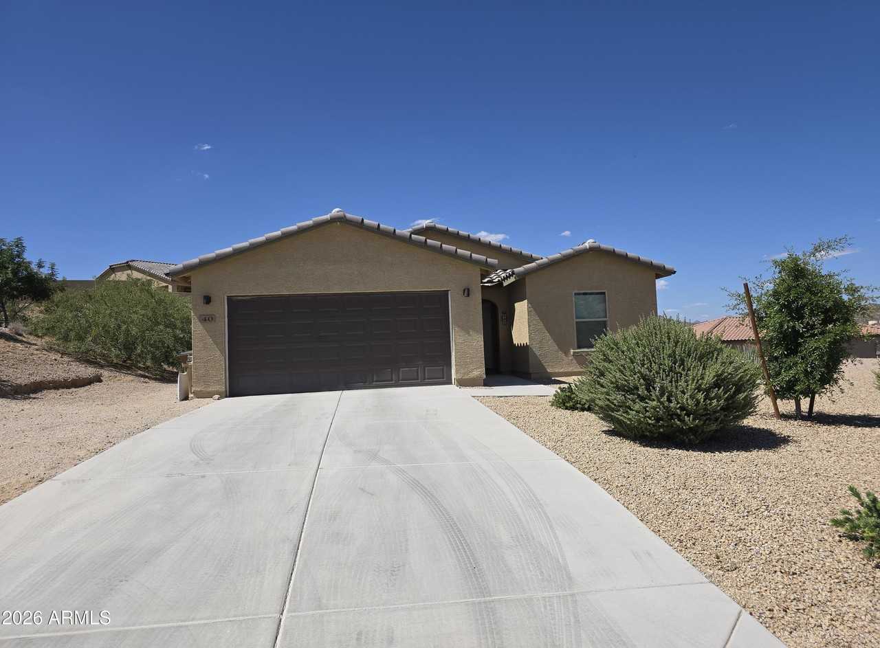 40 Cottonwood Ln - Photo 2 of 17