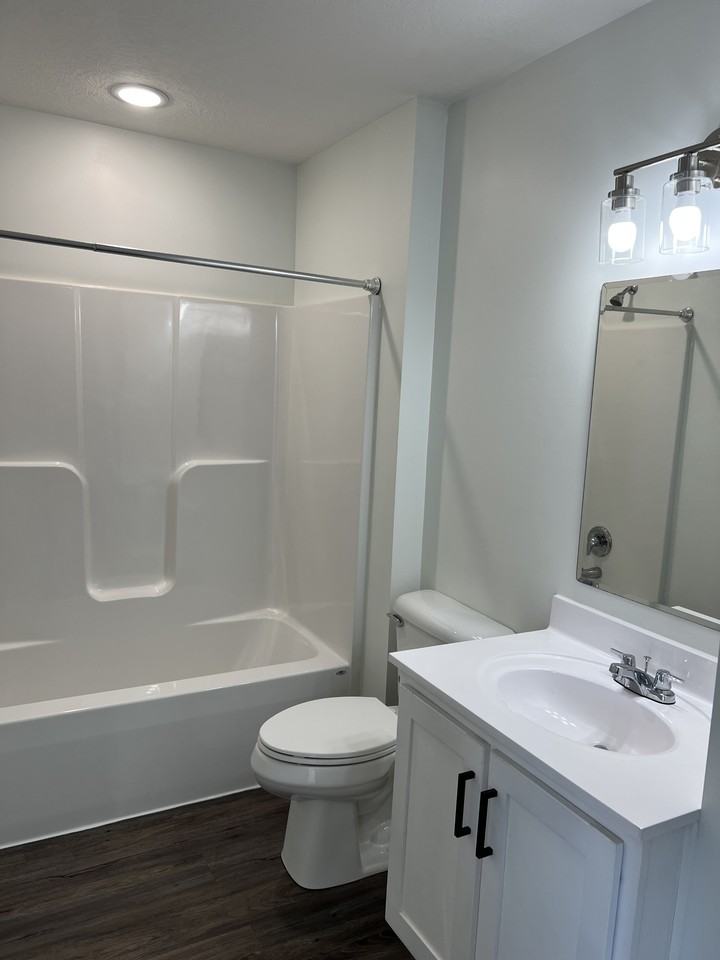 6196 Commerce Drive - Photo 7 of 7