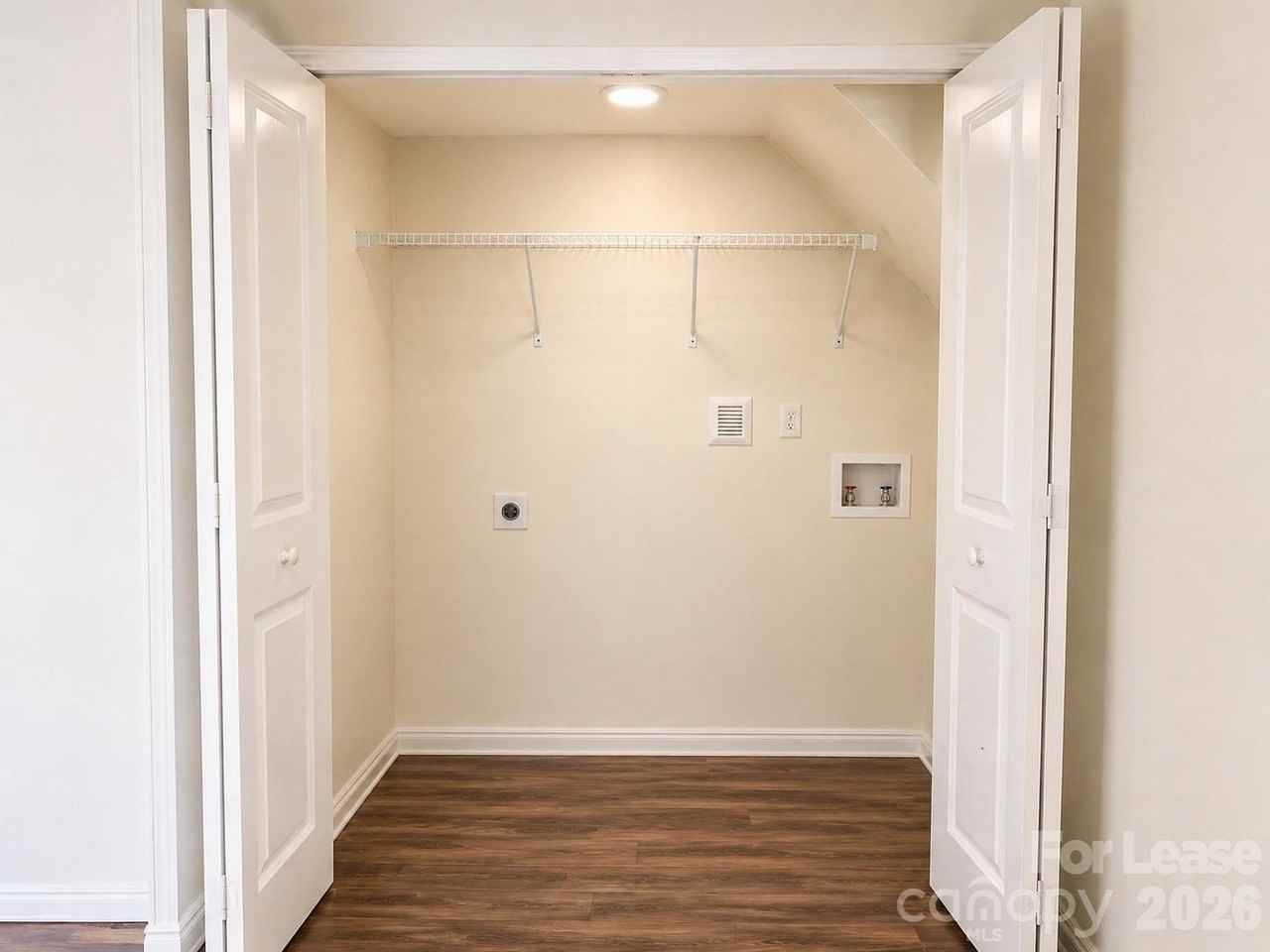 1854 Aston Mill Pl - Photo 6 of 20