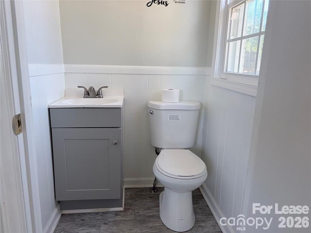 2567 Bob White Ln - Photo 4 of 10