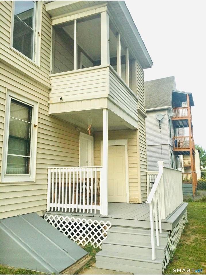 2729 South St - Photo 4 of 15