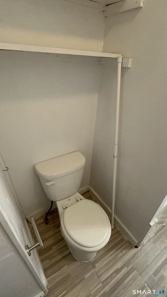 14 Lester St #2L - Photo 4 of 25