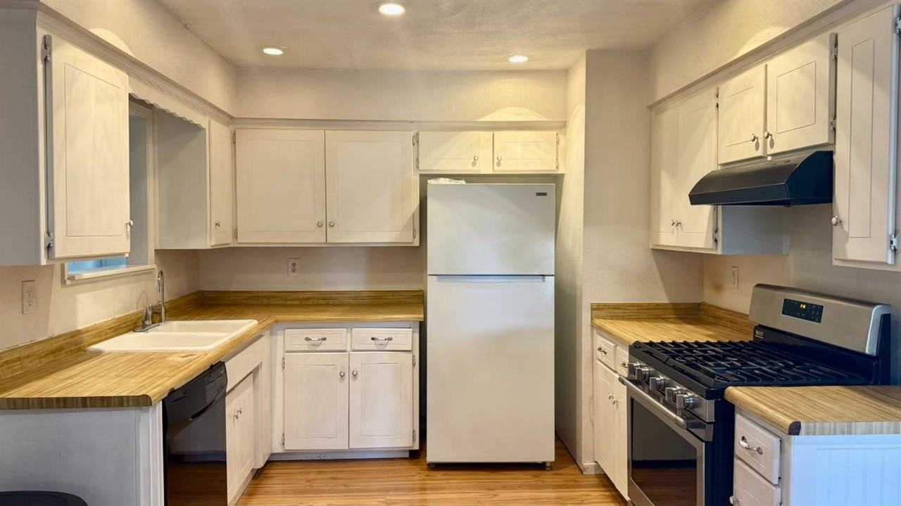 1239 Chittenden Ave - Photo 4 of 18
