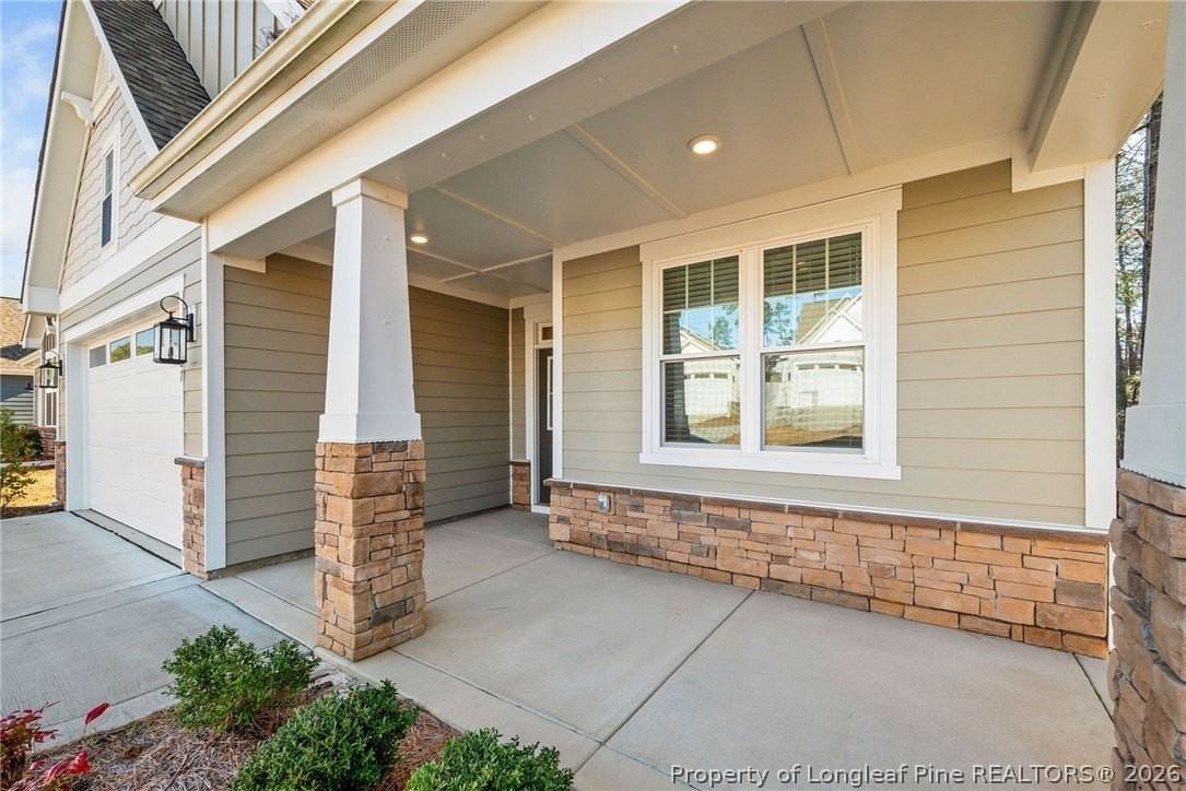 107 Glenwood Ct - Photo 4 of 37