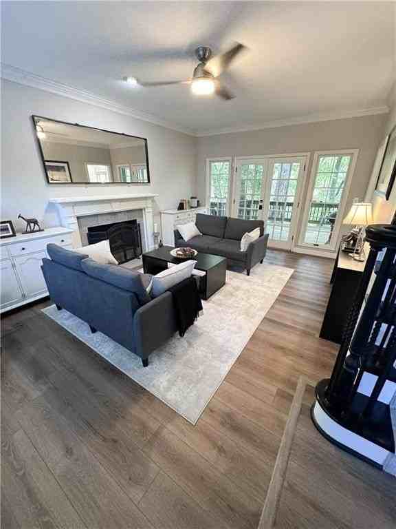 5053 Wood Haven Ct - Photo 7 of 28
