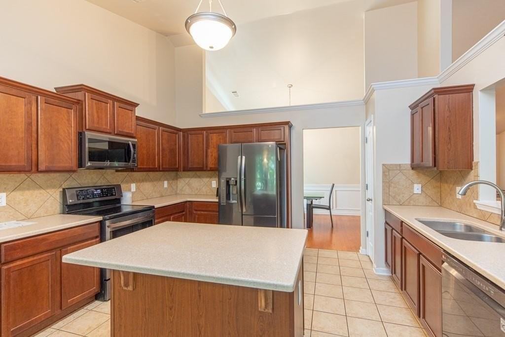 4556 White Horse Dr - Photo 3 of 14