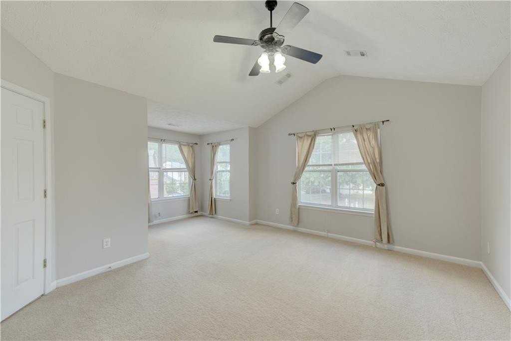 1795 Stoneoak Cir - Photo 4 of 14