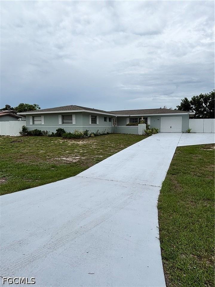 209 Punta Alta Ct - Photo 2 of 32