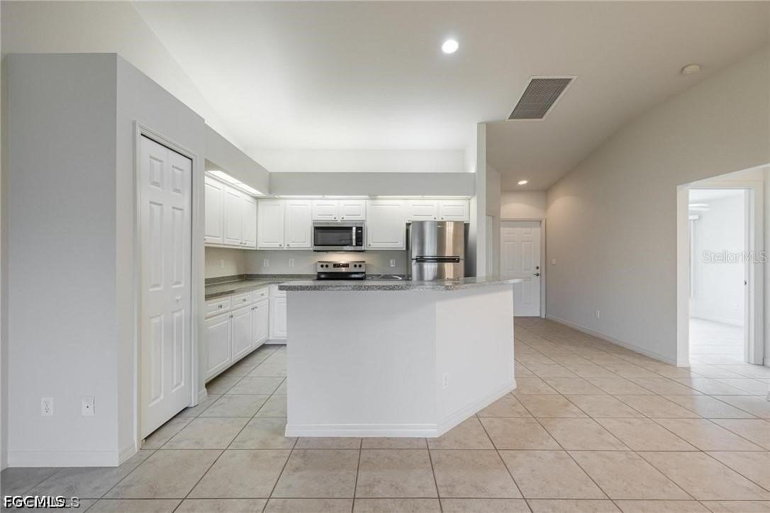 4522 Sw 7th Pl - Photo 6 of 18