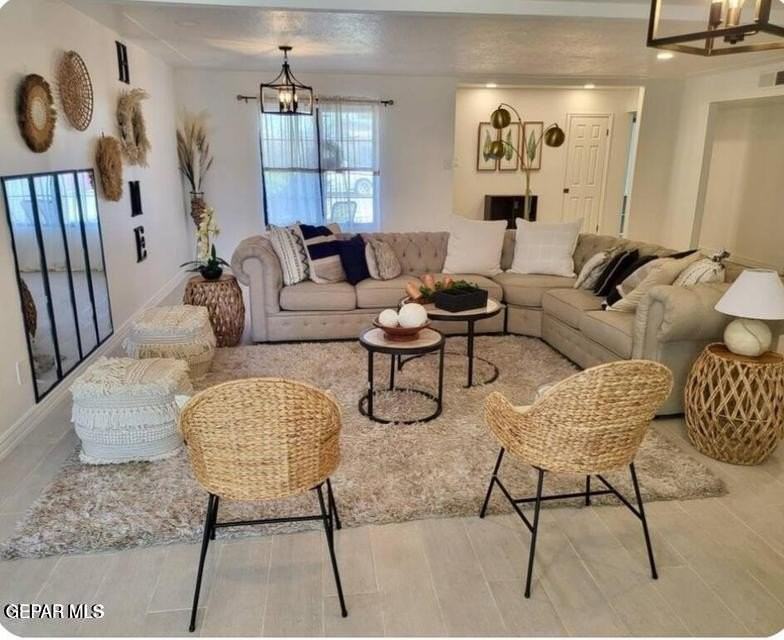 9108 Shaver Dr - Photo 3 of 8