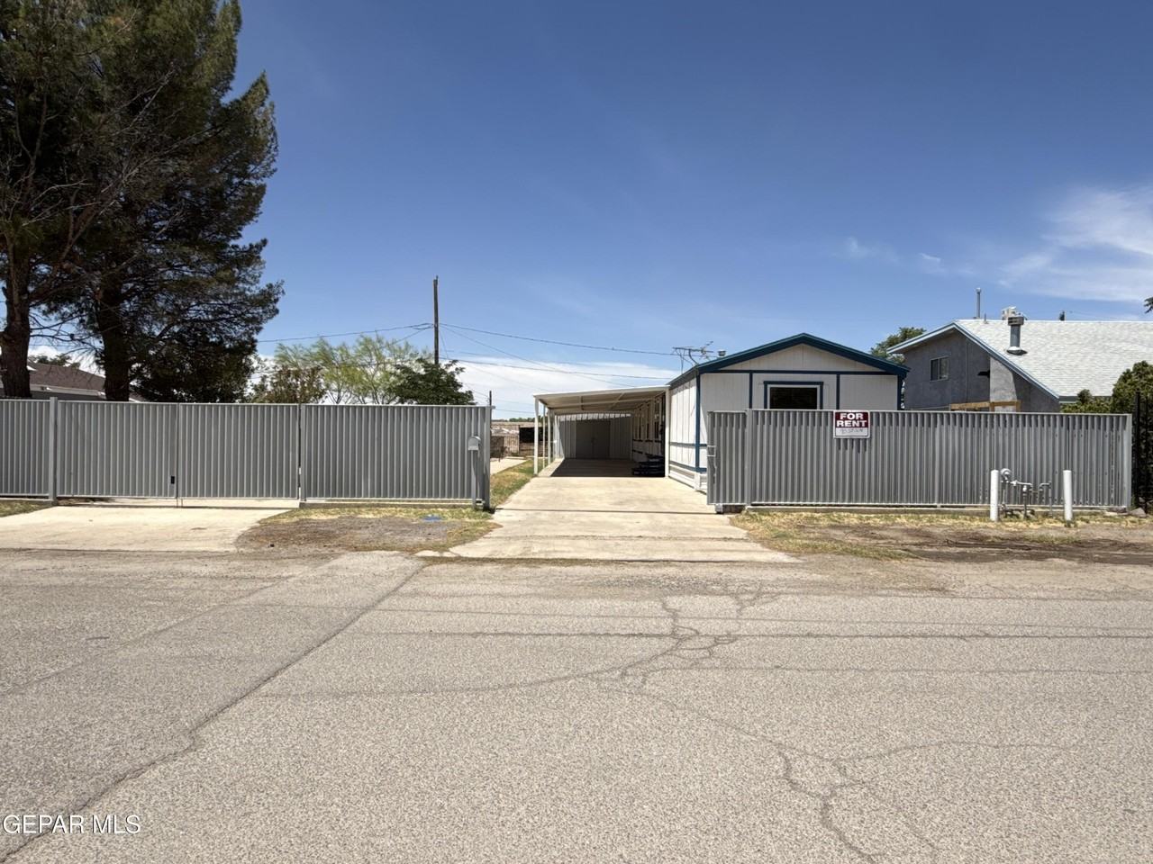 5941 Sixta Dr - Photo 2 of 45