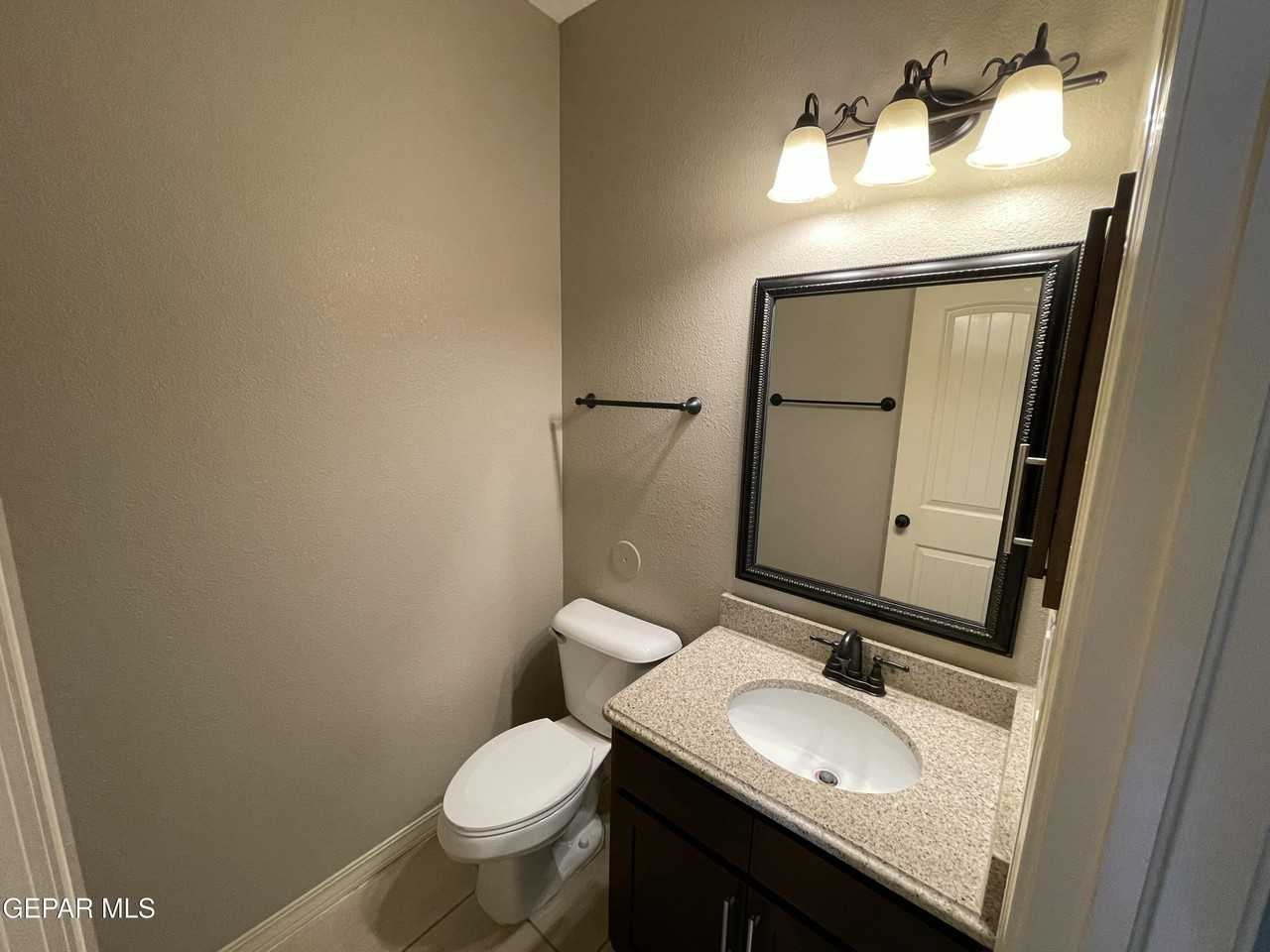 12407 Joe Gomez Ave - Photo 7 of 24