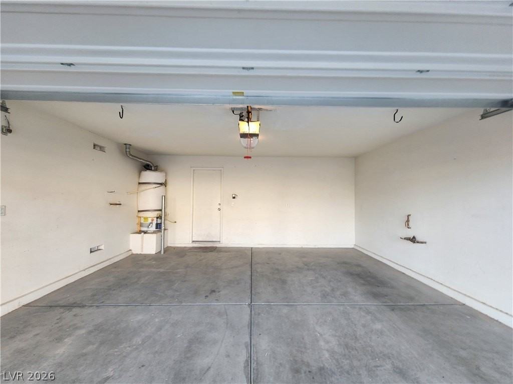 8956 Medford Hills Ct - Photo 6 of 16