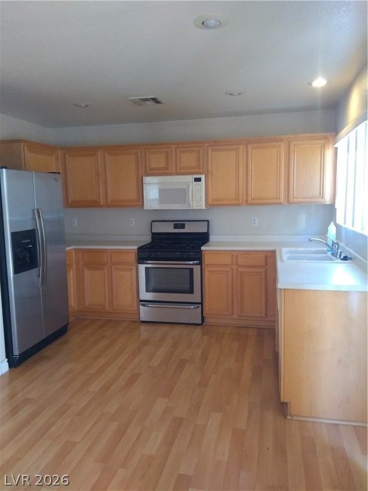 3510 Cassaluce Ave - Photo 7 of 13