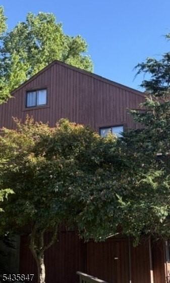 4 Brandywine Ct #2 - Photo 2 of 16