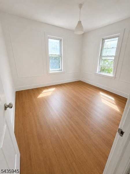 14 Belmont Ter #2R - Photo 2 of 7