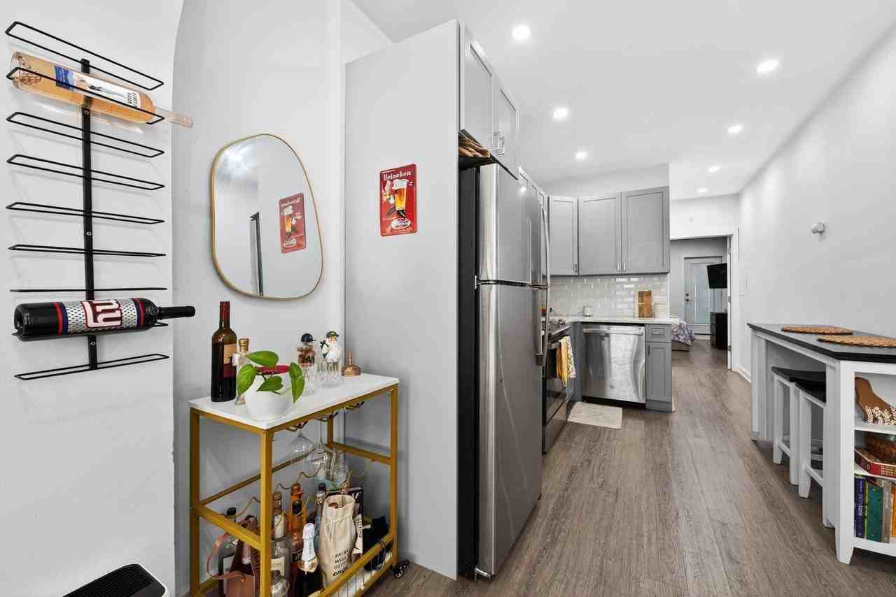 310 Madison St #1L - Photo 4 of 15