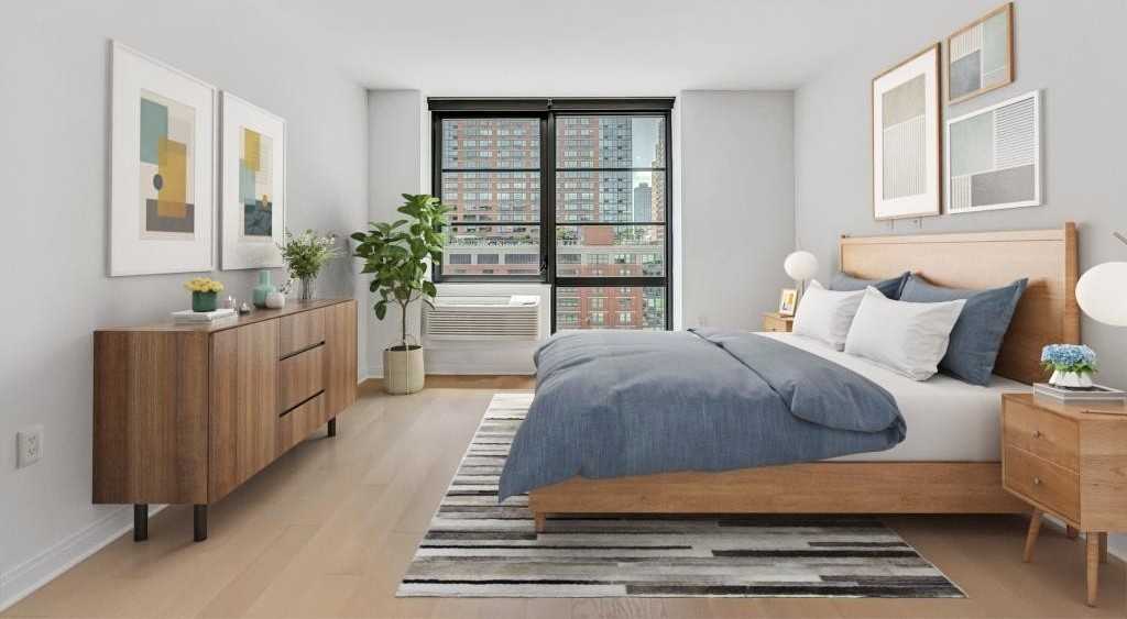 160 1st St #910 - Photo 4 of 20