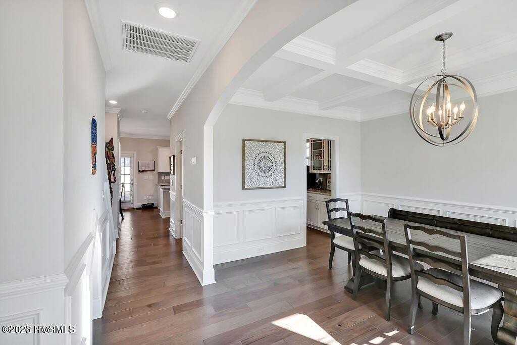 36 Milano Ct - Photo 6 of 23