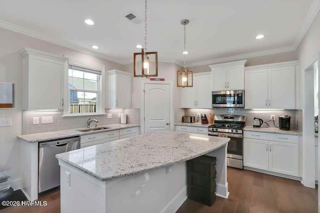 36 Milano Ct - Photo 7 of 23