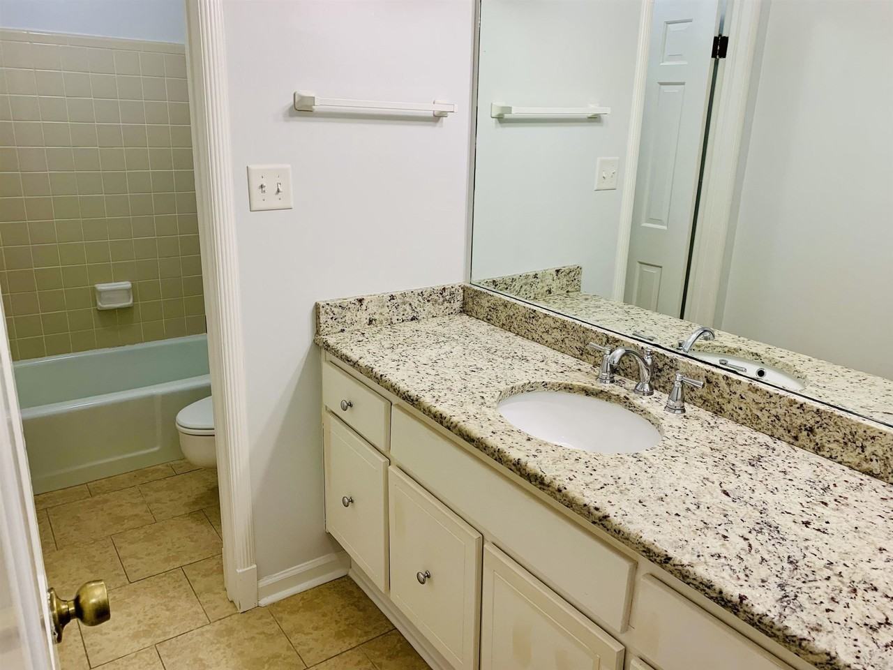 1831 Boulinwood Ln - Photo 7 of 20