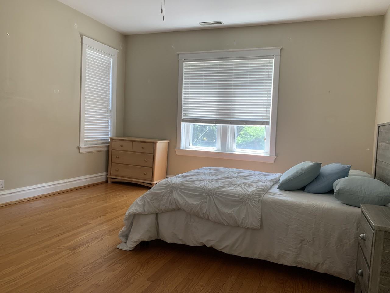 7256 Pershing Ave #A - Photo 6 of 18