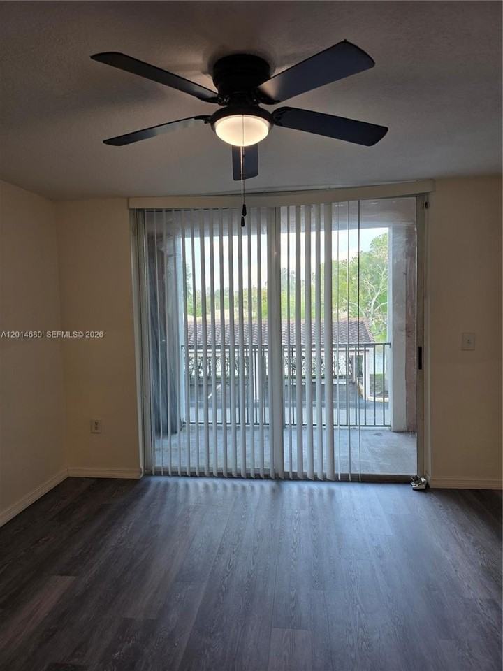 12118 Saint Andrews Pl #205 - Photo 3 of 18