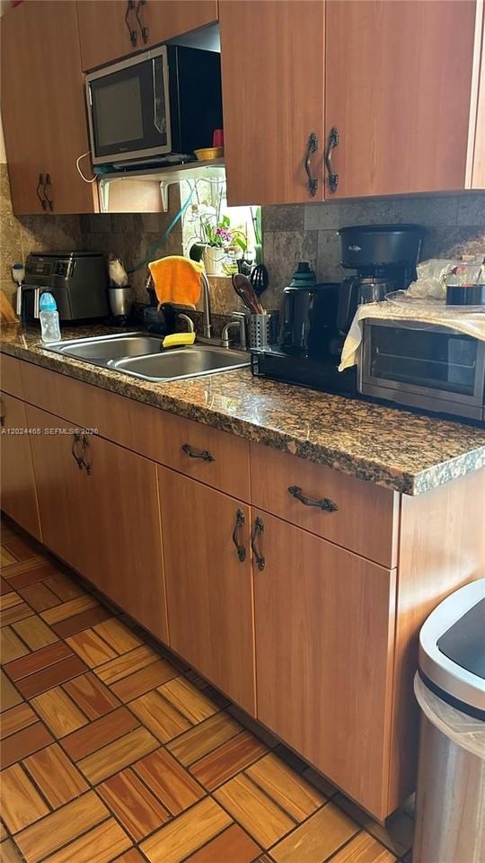 11750 Sw 186th St - Photo 3 of 10
