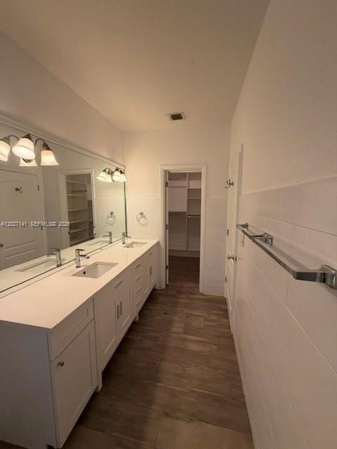 3062 Matilda St #2 - Photo 6 of 13