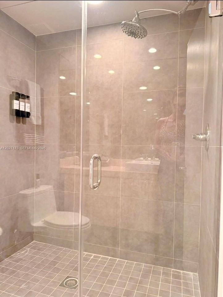 2135 Washington Ct #7 - Photo 3 of 21