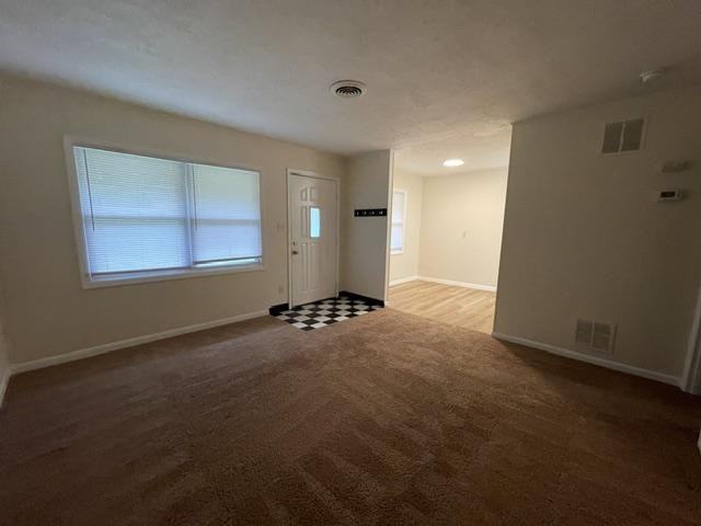 54 Dogwood Ct - Photo 3 of 9